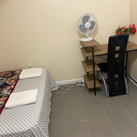 ניו יורק A Delightful Room In Queens מראה חיצוני תמונה