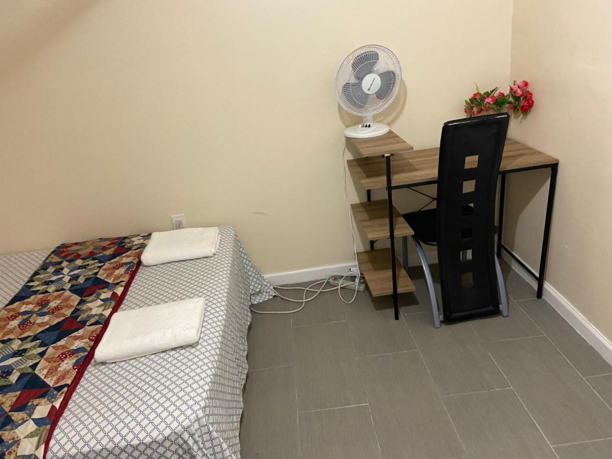 ניו יורק A Delightful Room In Queens מראה חיצוני תמונה